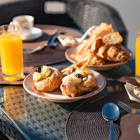 Casanita فندق مبيت وإفطار